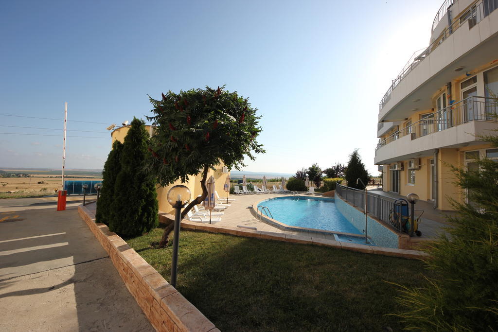 Menada Sunset Kosharitsa Apartments 外观 照片
