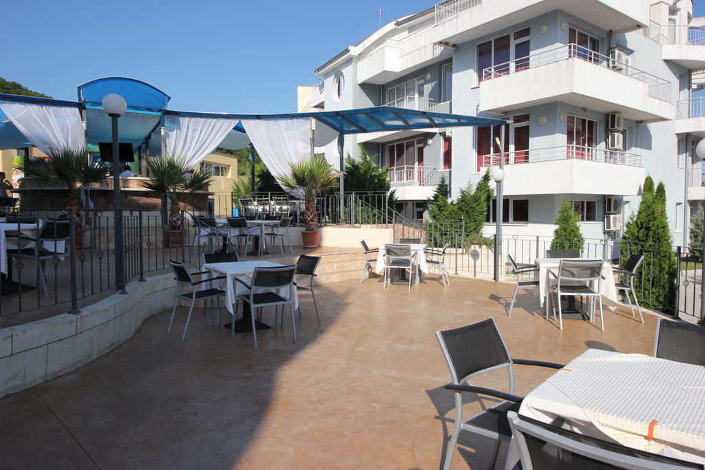 Menada Sunset Kosharitsa Apartments 外观 照片