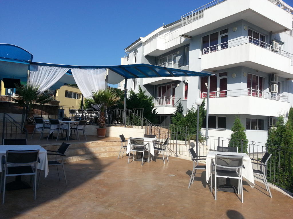 Menada Sunset Kosharitsa Apartments 外观 照片