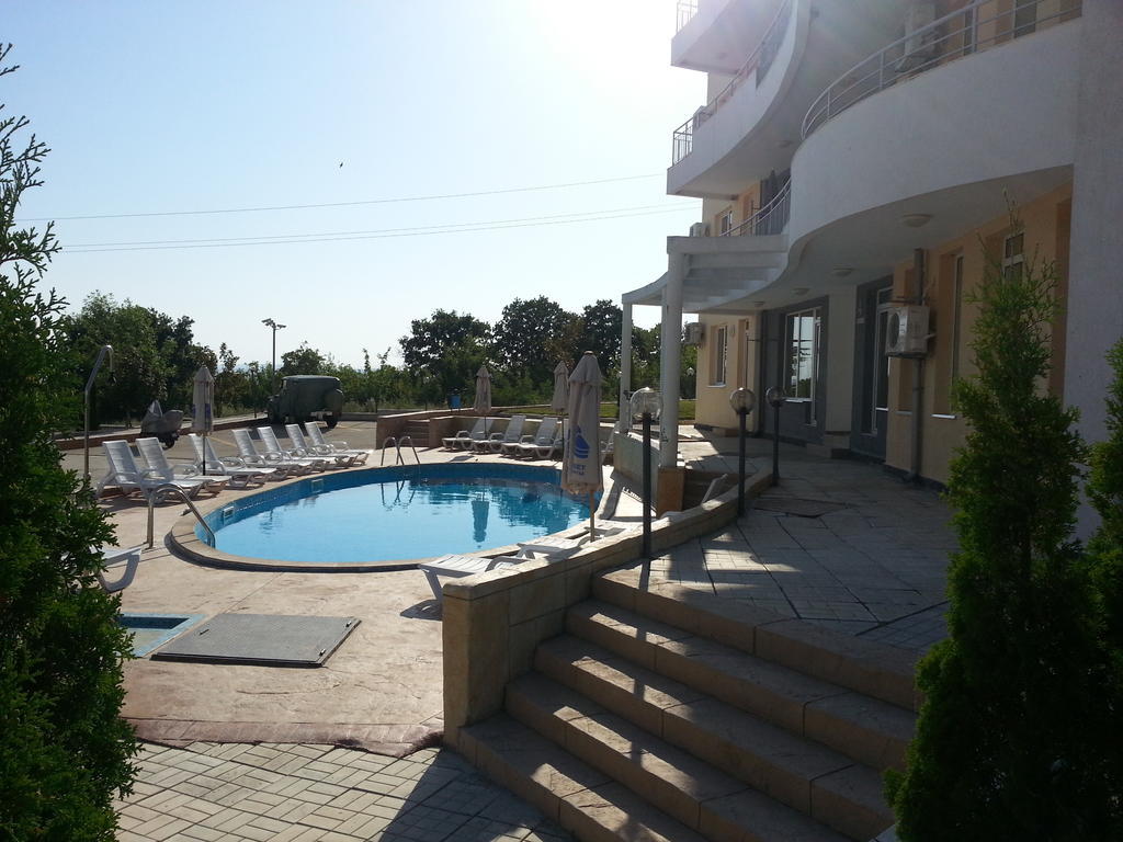 Menada Sunset Kosharitsa Apartments 外观 照片