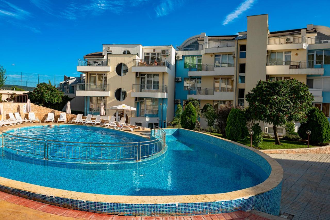 Menada Sunset Kosharitsa Apartments 外观 照片