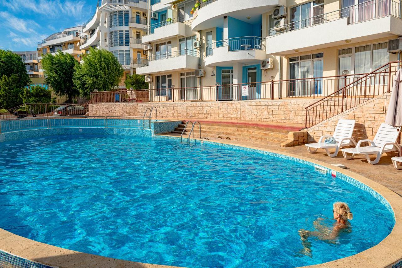 Menada Sunset Kosharitsa Apartments 外观 照片