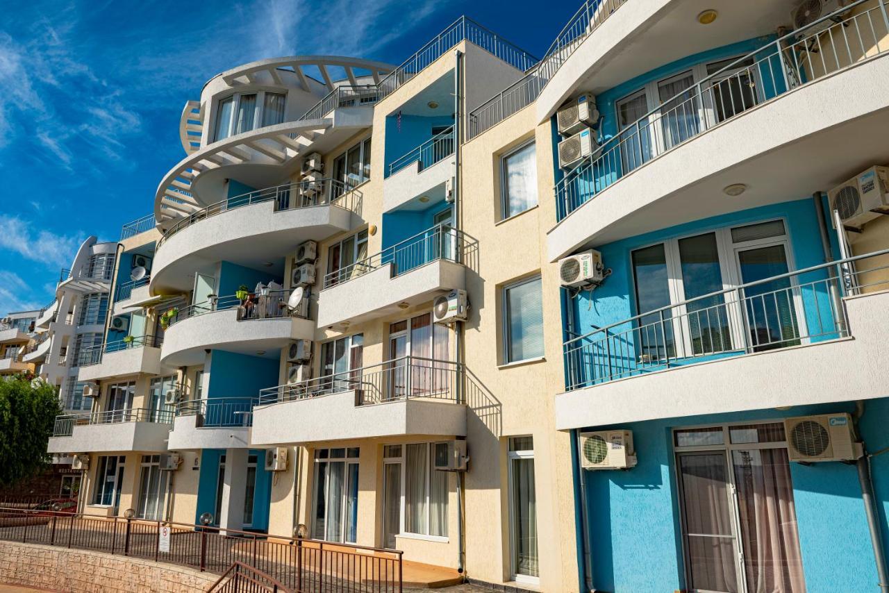 Menada Sunset Kosharitsa Apartments 外观 照片